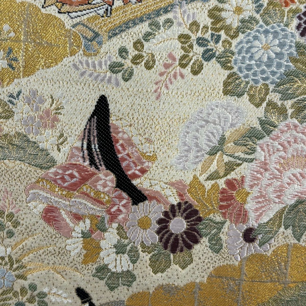 【美品】 袋帶 秀品級 御所風景 草花紋 金糸 金金箔 金 六通 純蠶絲