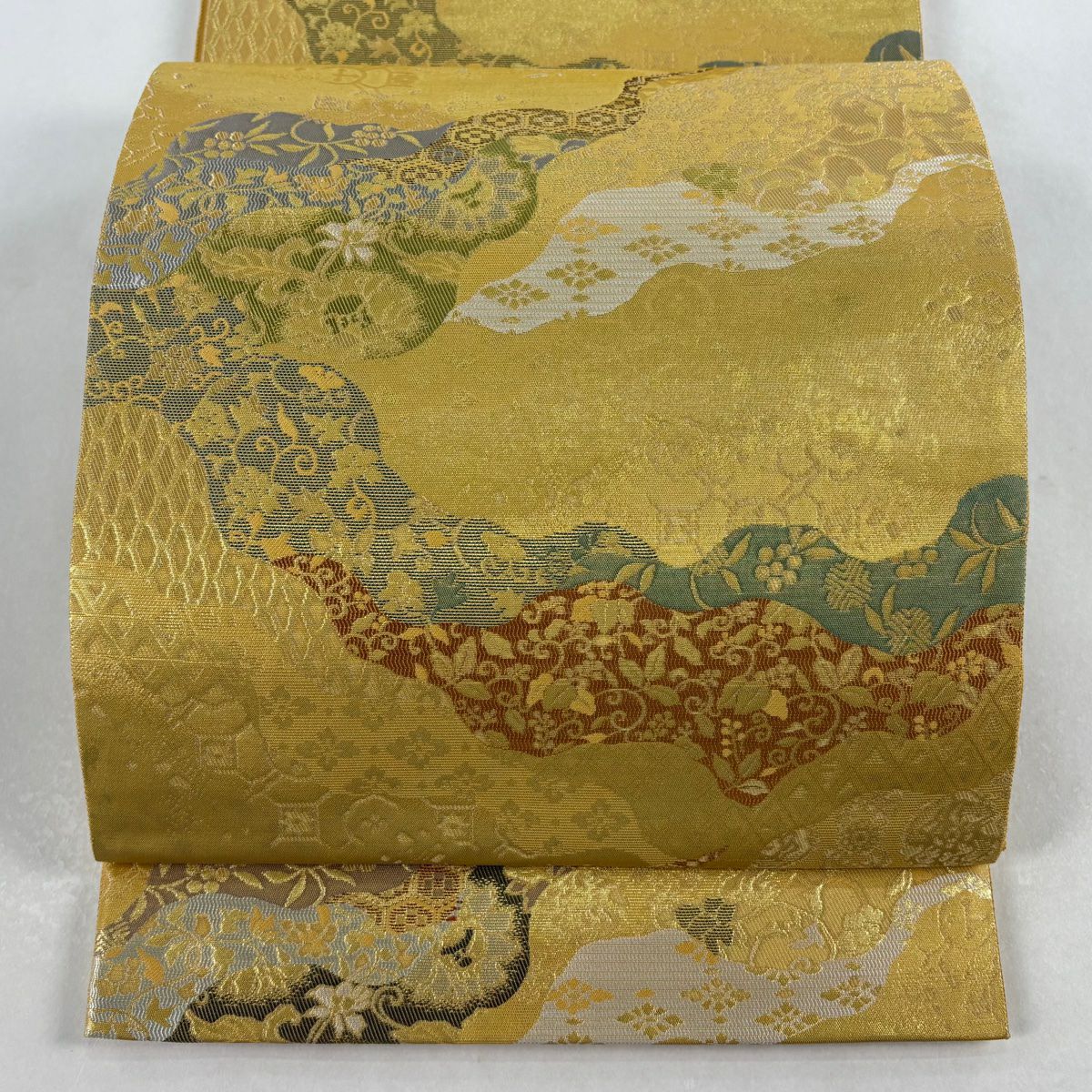 【美品】 袋帶 秀品級 煌洛乃匠 霞 花唐草紋 金金箔 金色 六通 純蠶絲