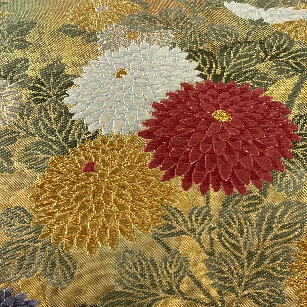 【美品】 袋帶 秀品級 關西仕立 雛菊花 草地 金金箔 金銀彩 金色 六通 純蠶絲