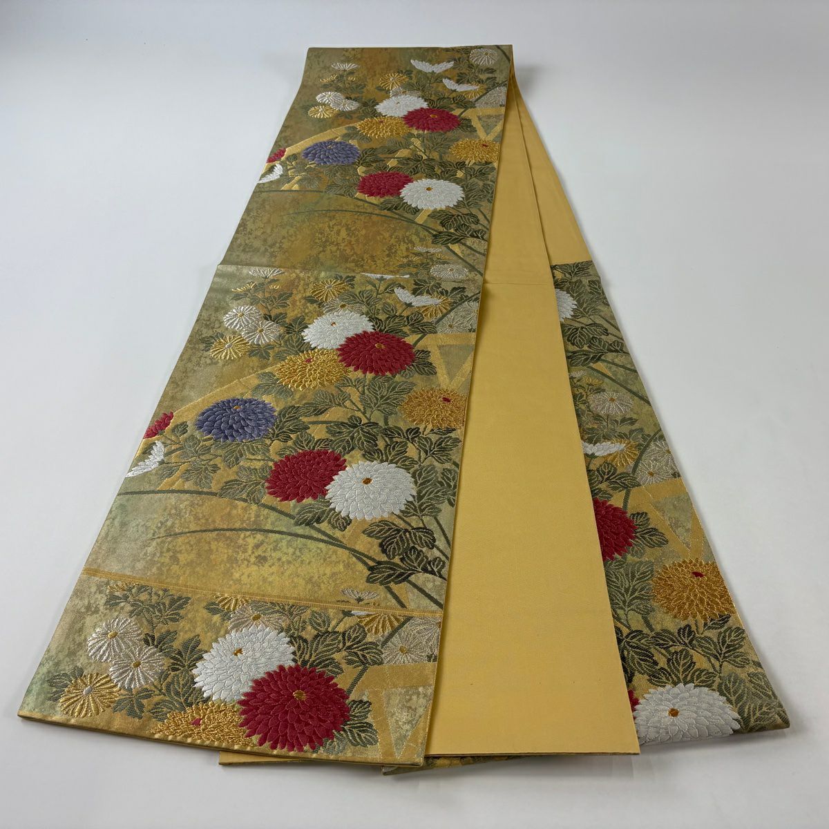 【美品】 袋帶 秀品級 關西仕立 雛菊花 草地 金金箔 金銀彩 金色 六通 純蠶絲