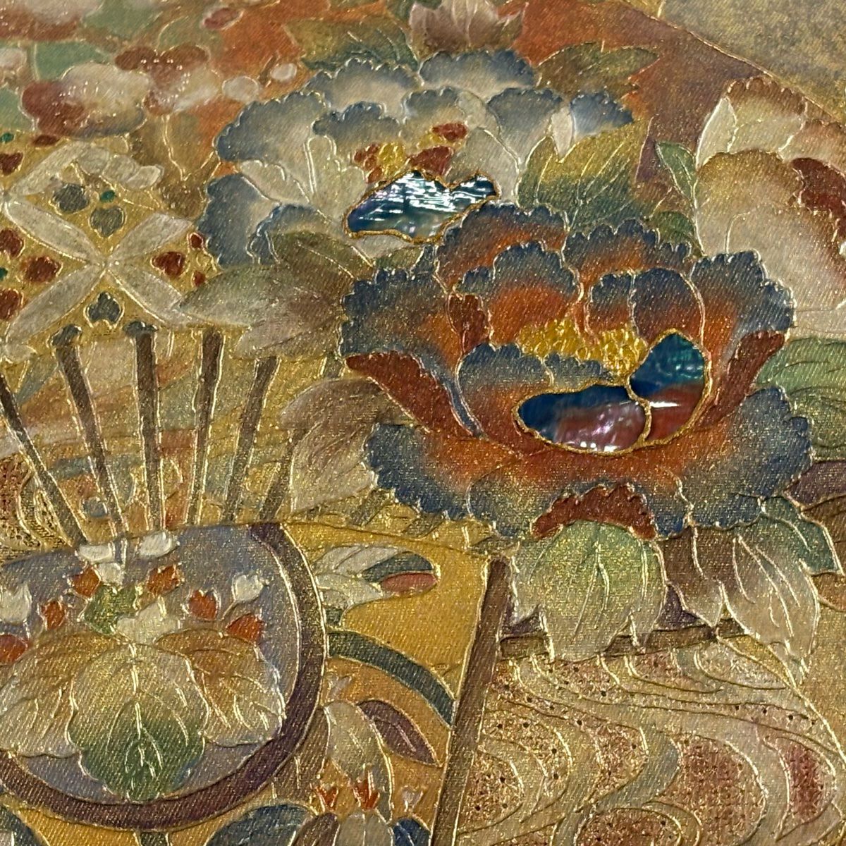 【美品】 袋帶 名品級 扇子子 牡丹 螺鈿 金金箔 金色 大鼓圖案 純蠶絲