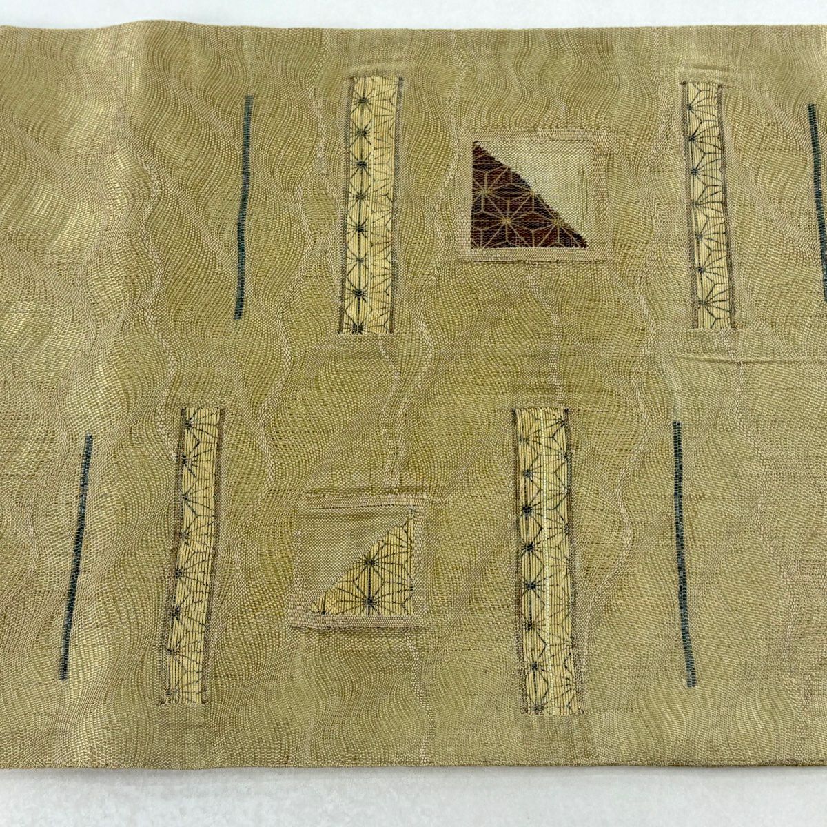 【美品】 袋帶 名品級 ますいわ屋 麻葉 螺鈿金金箔 淡黃土 深色 太鼓圖案 純蠶絲