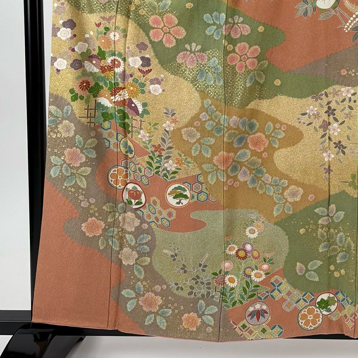 【美品】訪問服 身長160cm 袖長66cm M 雙層 落款有 草花紋紋 龜甲 金絲 金銀彩 淺茶 純蠶絲 名品級 一つ紋