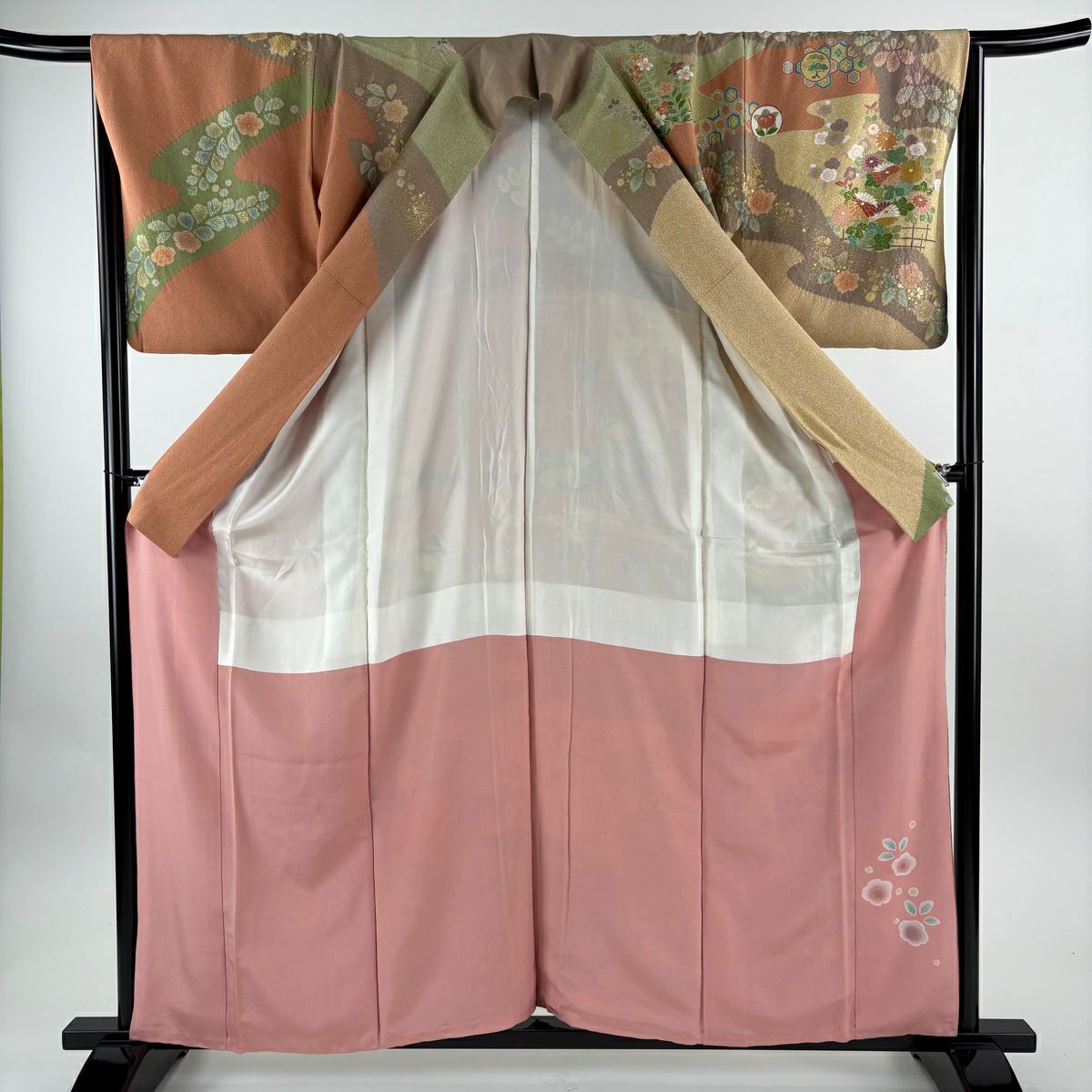 【美品】訪問服 身長160cm 袖長66cm M 雙層 落款有 草花紋紋 龜甲 金絲 金銀彩 淺茶 純蠶絲 名品級 一つ紋