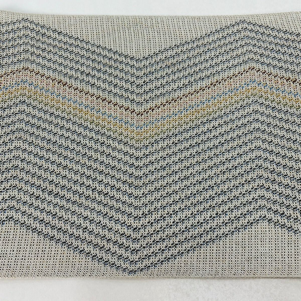 【美品】 名古屋帶 名品級 松樹葉仕立 八寸名古屋帶 夏帶 幾何學 銀通 灰白 純蠶絲