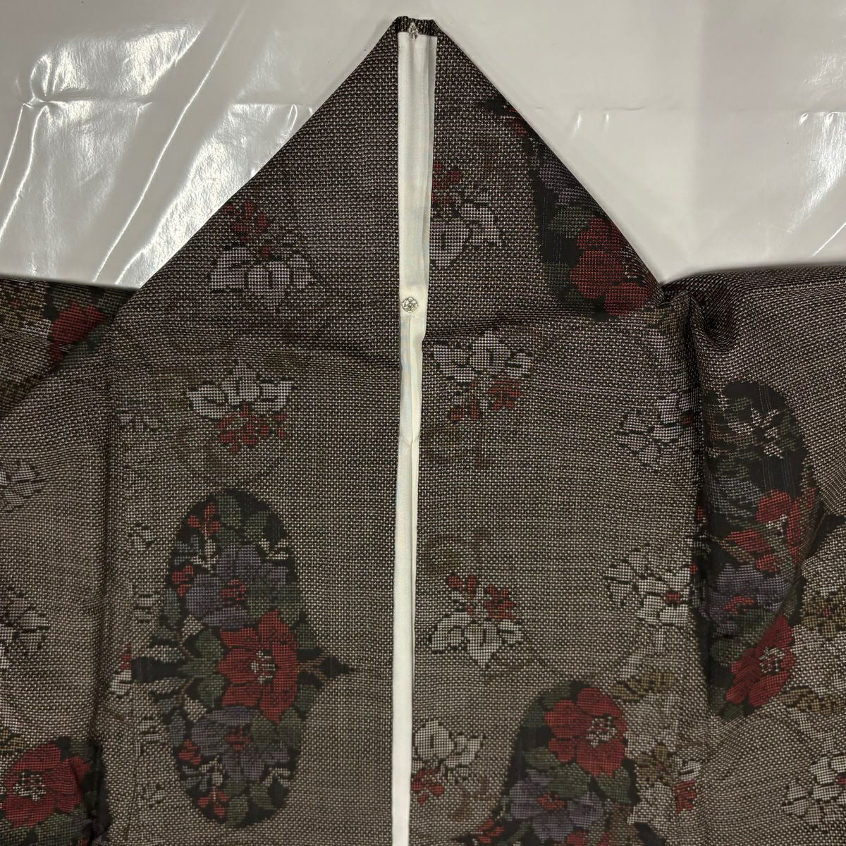 【美品】 大島織 身長163cm 袖長65.5cm M 雙層 純泥染 證書附帶 草花紋紋 焦茶 純蠶絲 名品級