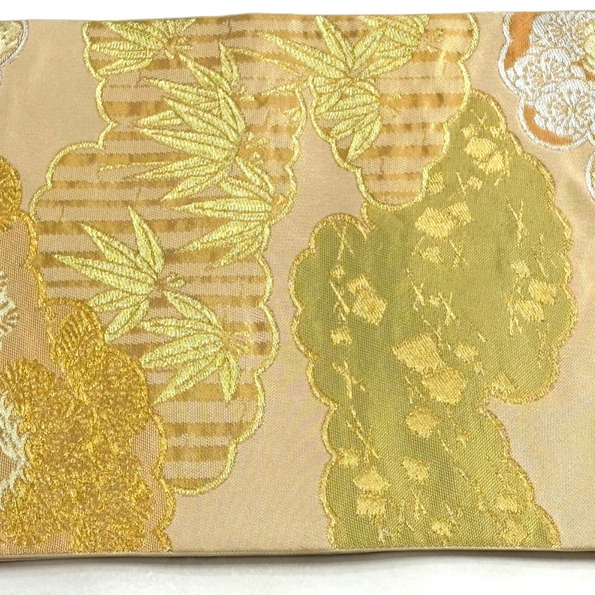 【美品】 袋帶 秀品級 雲文 松樹竹子梅花 金銀絲 金金箔 米色 六通 純蠶絲