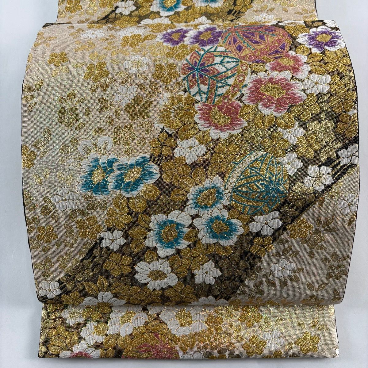 【美品】 袋帶 秀品級 振袖禮服禮服用 手毬 草花紋紋 金絲 金金箔 金色 六通 純蠶絲