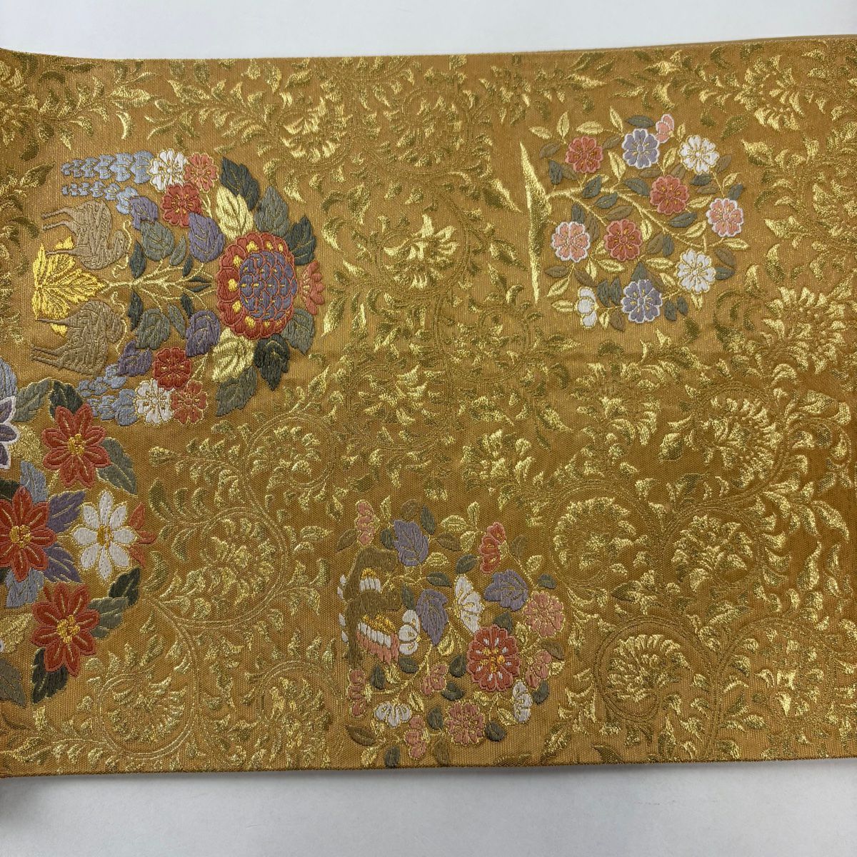 【美品】 袋帶 秀品級 花鳥 動物 金絲 唐織 金色 六通 純蠶絲