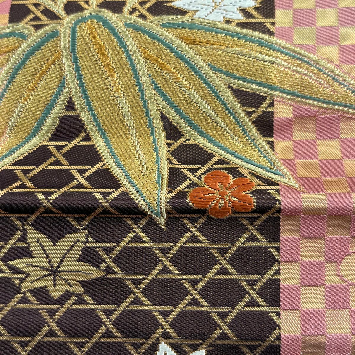 【美品】 袋帶 秀品級 笹 梅花 金絲 唐織 米色 六通 純蠶絲