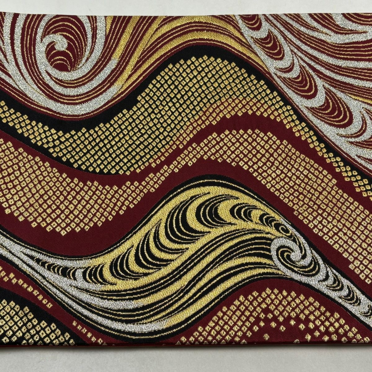 【美品】 袋帶 秀品級 流水 金銀彩 金金箔 紅 六通 純蠶絲
