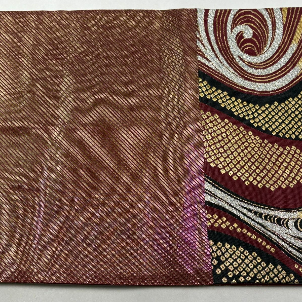 【美品】 袋帶 秀品級 流水 金銀彩 金金箔 紅 六通 純蠶絲