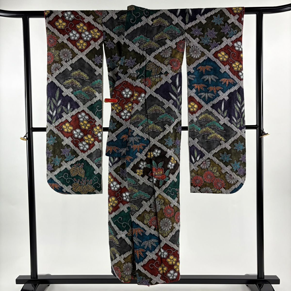 【美品】振袖禮服 身長150cm 袖長62cm S 雙層 ますいわ屋 松樹竹子梅花 桐 金銀彩 絞染 墨 黑 純蠶絲 逸品級