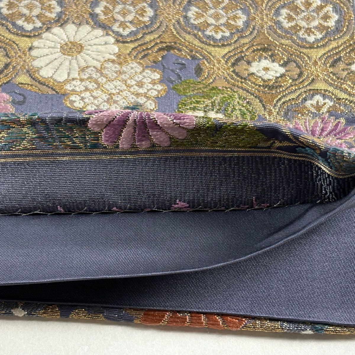 【美品】 袋帶 逸品級 じゅらく 落款あり 証紙あり 菊花 雲文 金糸 金金箔 青紫 六通 純蠶絲