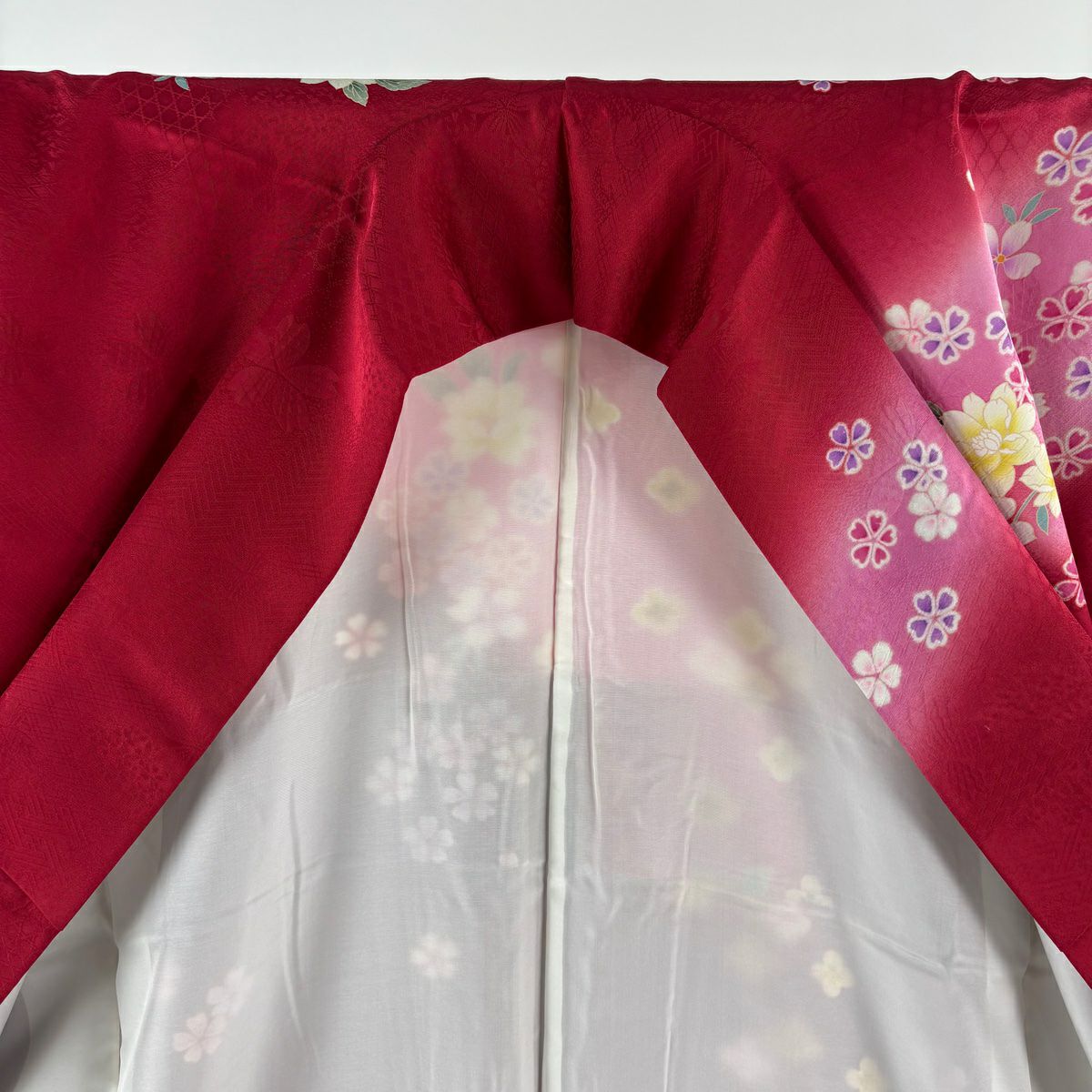 【美品】振袖禮服 身長159cm 袖長65.5cm M 雙層 袋帶全套 草花紋紋 金金箔 金彩裝飾 紅 純蠶絲 名品級