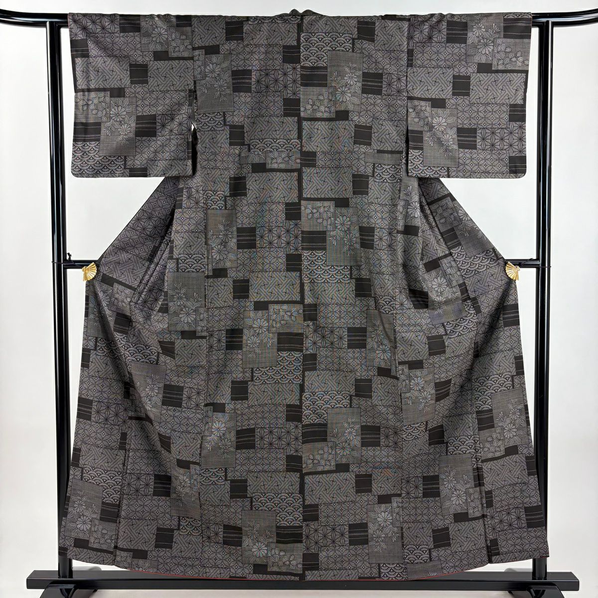 【美品】 紬織 身長157cm 袖長61.5cm S 雙層 菊花 有職紋 焦茶 純蠶絲 秀品級