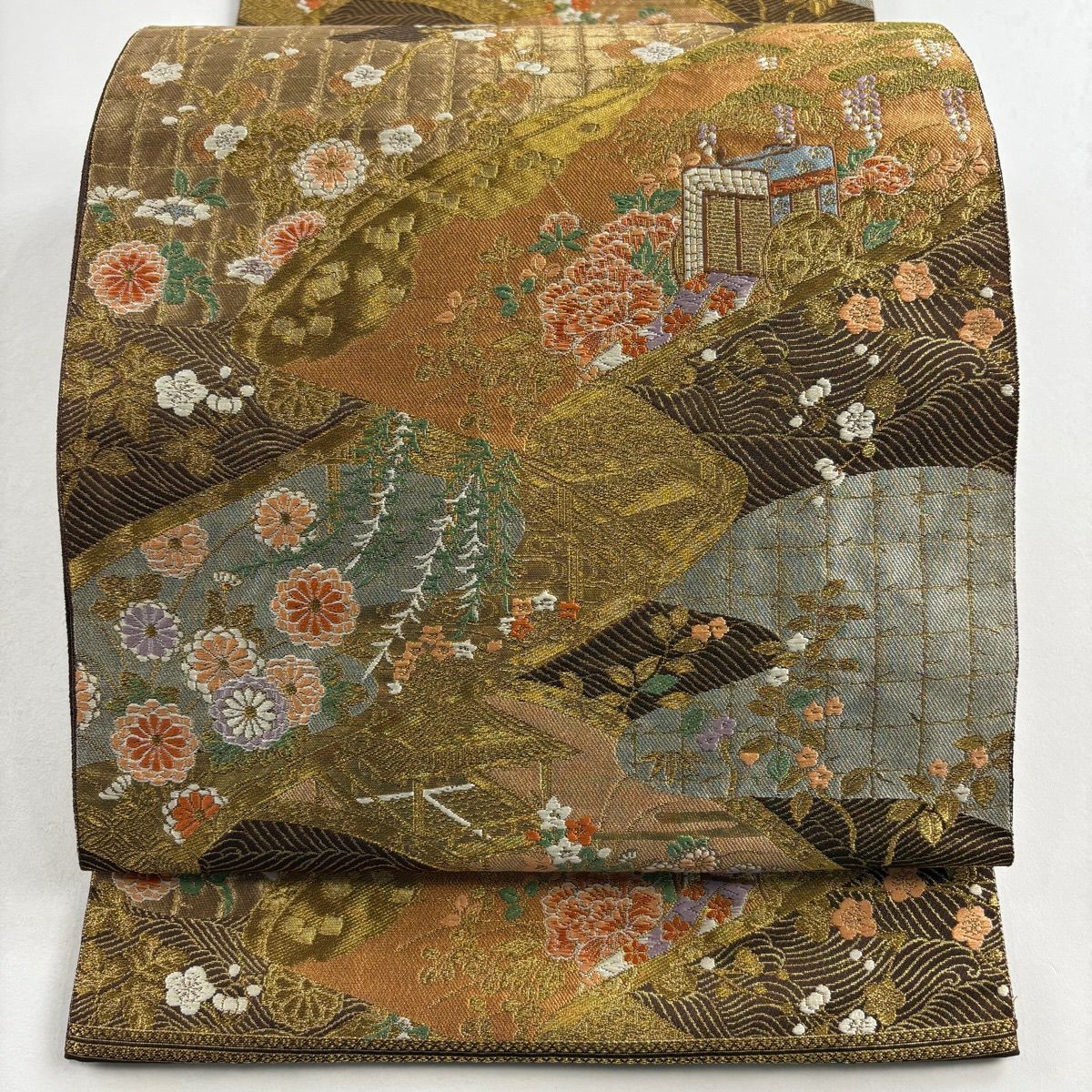 【美品】 袋帶 秀品級 服部織物 落款あり 關西仕立 御所車 巻物 金絲 金金箔 金色 六通 純蠶絲