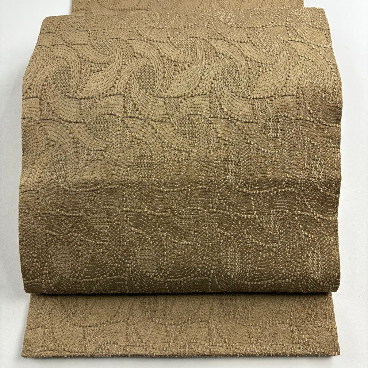 【美品】 名古屋帶 秀品級 松樹葉仕立 雜幾何 薄茶 純蠶絲