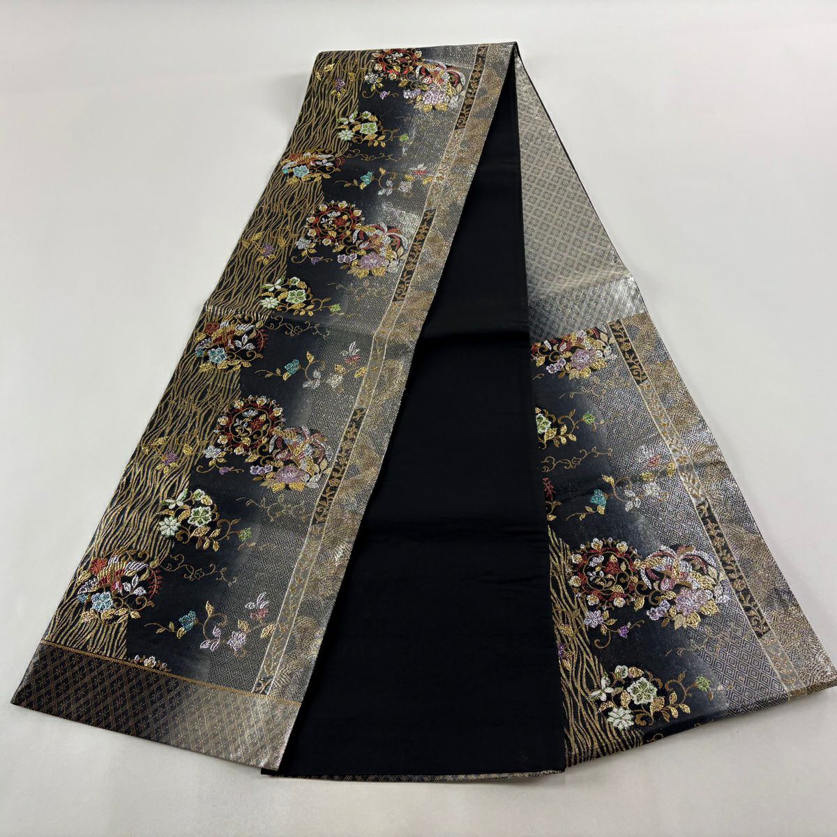 袋帶 秀品級 花唐草紋 鳥 金金箔 唐織 黑灰 六通 純蠶絲