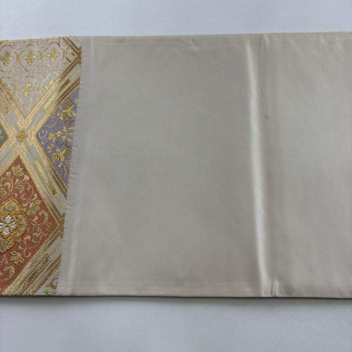 【美品】 袋帶 秀品級 菱格子 花唐草紋 金絲 金金箔 金色 六通 純蠶絲