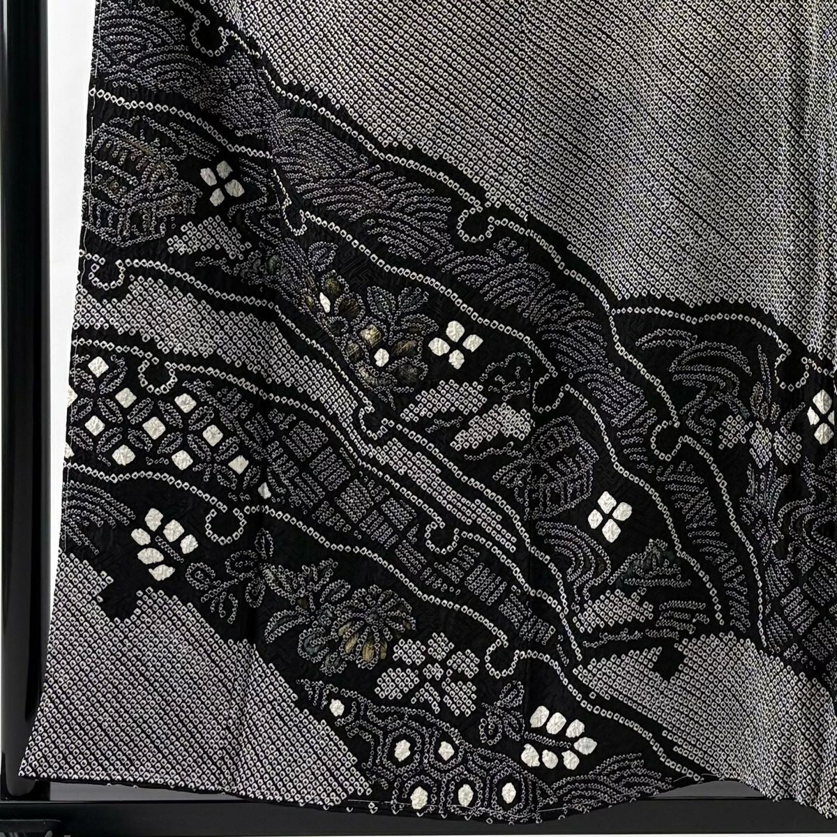 【美品】訪問服 身長157.5cm 袖長61cm S 雙層 雪輪 草花紋紋 金彩裝飾 絞染 黑 純蠶絲 名品級