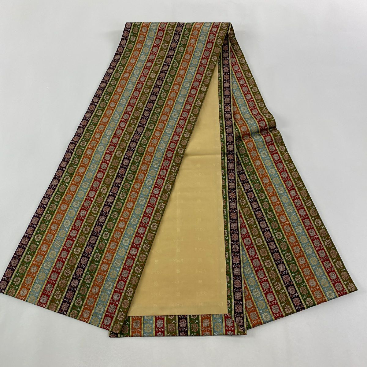 【美品】 開口名古屋帶 逸品級 龍村美術織物 雙層仕立 縞紋 花鳥 銀線 茶綠 純蠶絲