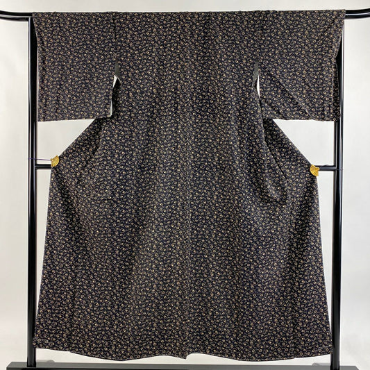 【美品】 小紋 身長152cm 袖長66cm M 雙層 喜田野良造 落款あり 幾何學圖案 柿渋染 黑 純蠶絲 秀品級