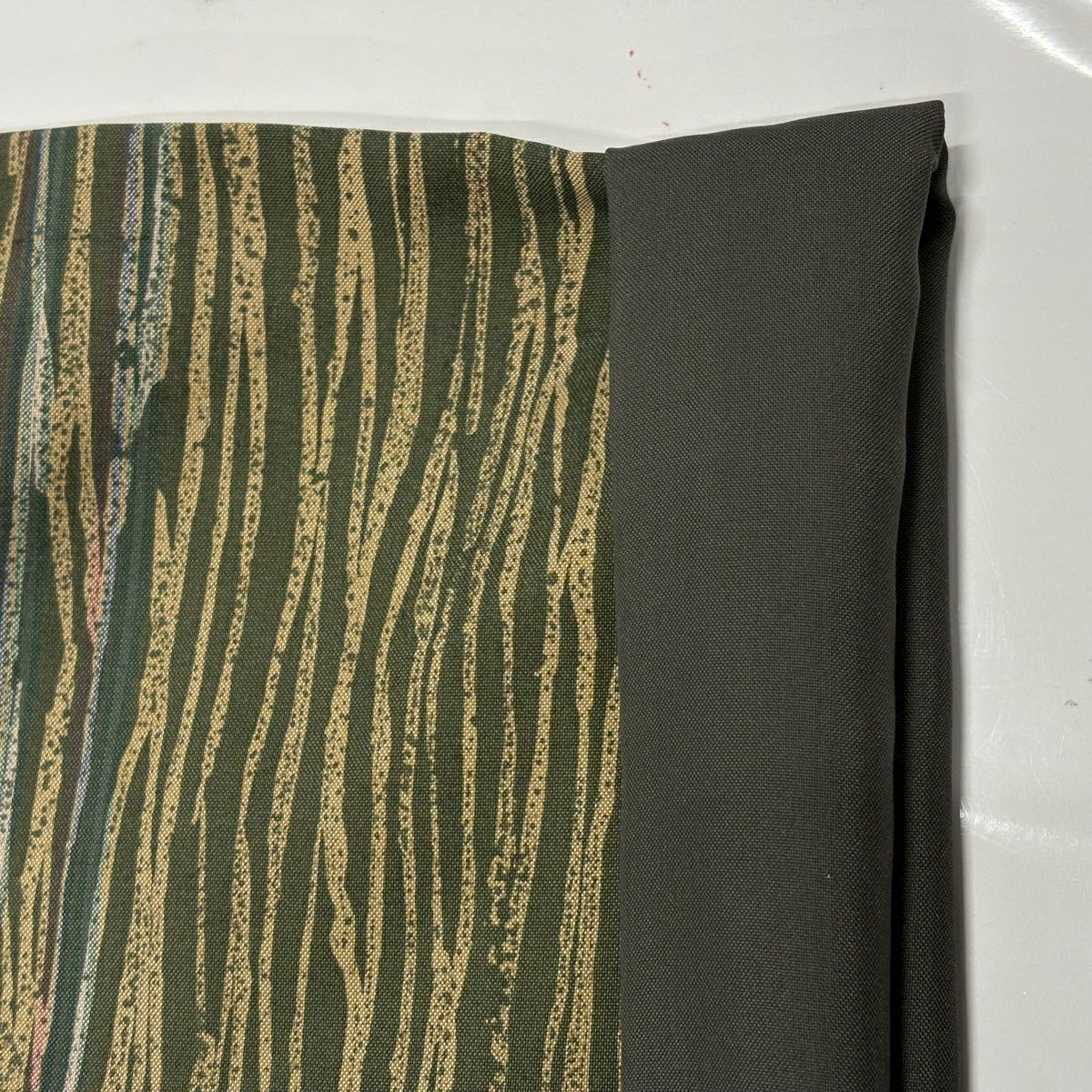 【美品】 小紋 身長160cm 袖長64.5cm M 雙層 紬織織 幾何學圖案 灰綠 純蠶絲 秀品級