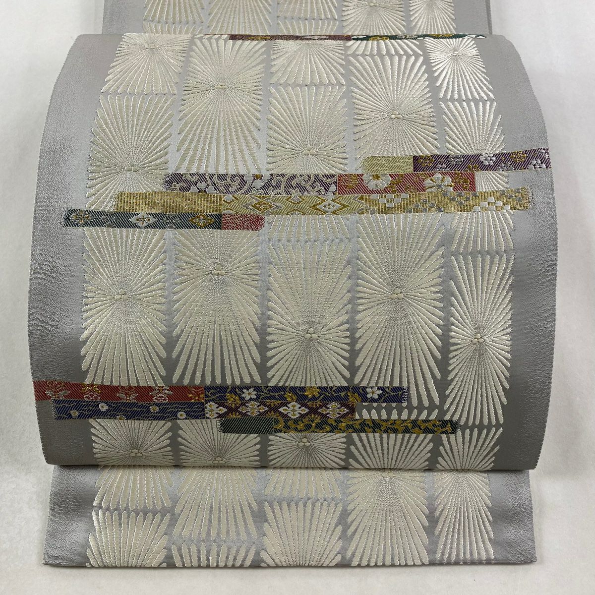 【美品】 袋帶 秀品級 草花紋 若松樹 金銀彩 刺繡 灰 深藍 六通 純蠶絲