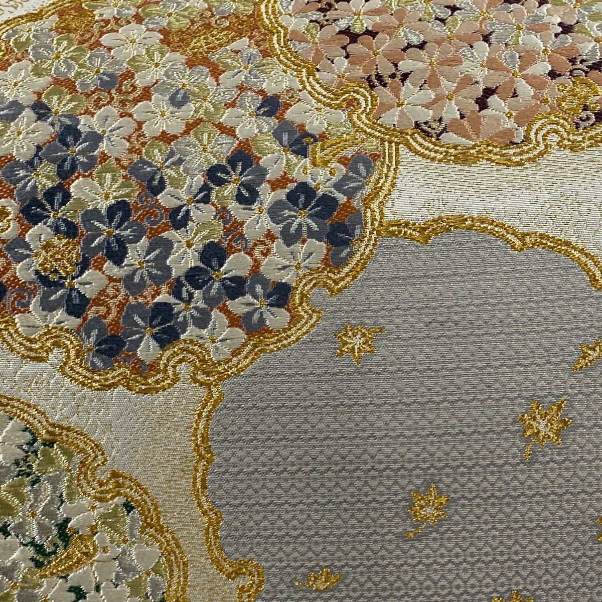 【美品】 袋帶 逸品級 祥園 落款あり 雪輪 草花紋 金銀彩 金金箔 銀 六通 純蠶絲