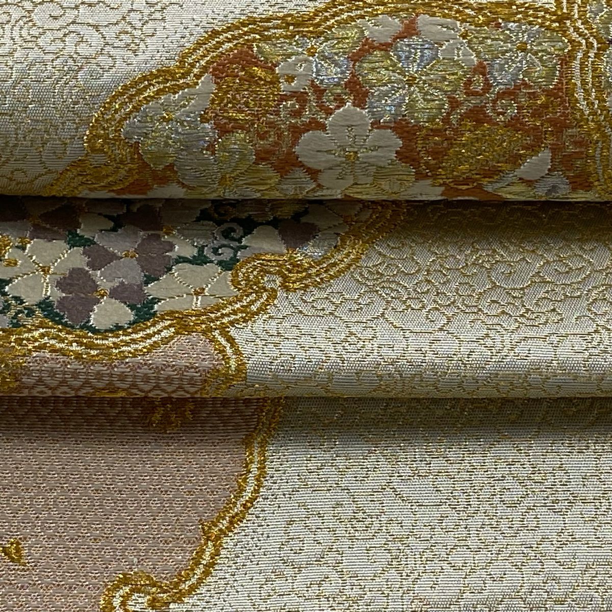 【美品】 袋帶 逸品級 祥園 落款あり 雪輪 草花紋 金銀彩 金金箔 銀 六通 純蠶絲