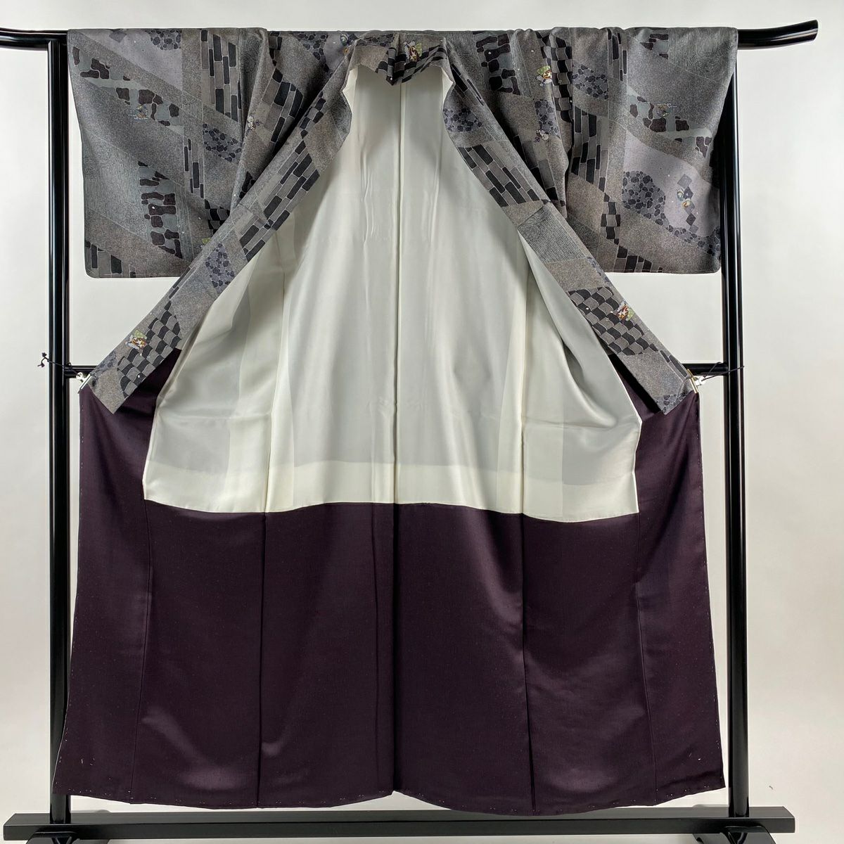 【美品】 小紋 身長156cm 袖長65.5cm M 雙層 大島紬織地 證書あり ぽっくり 石畳 灰色 純蠶絲 名品級