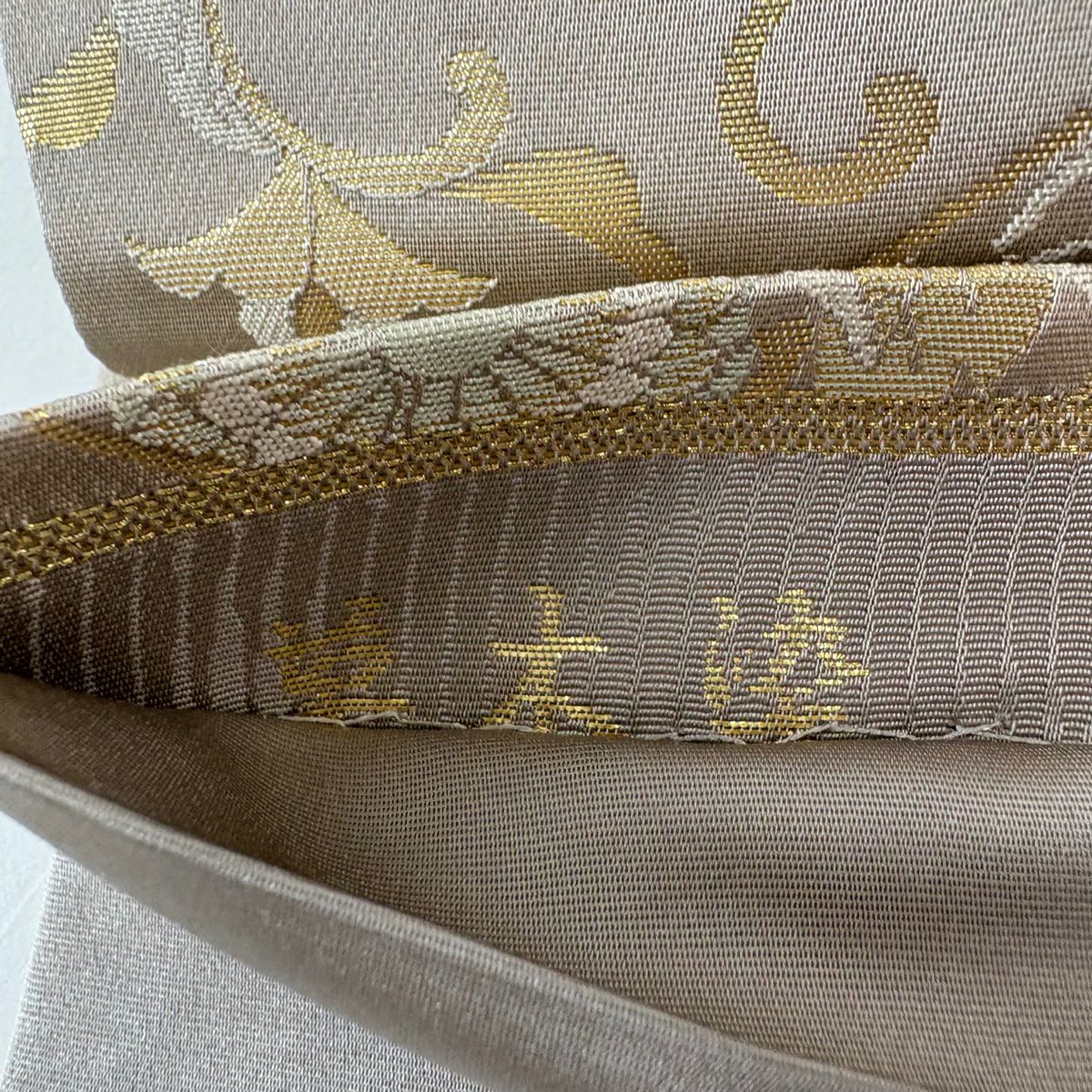 【美品】 袋帶 名品級 草木染 菊花 金金箔 薄小豆 全通 純蠶絲