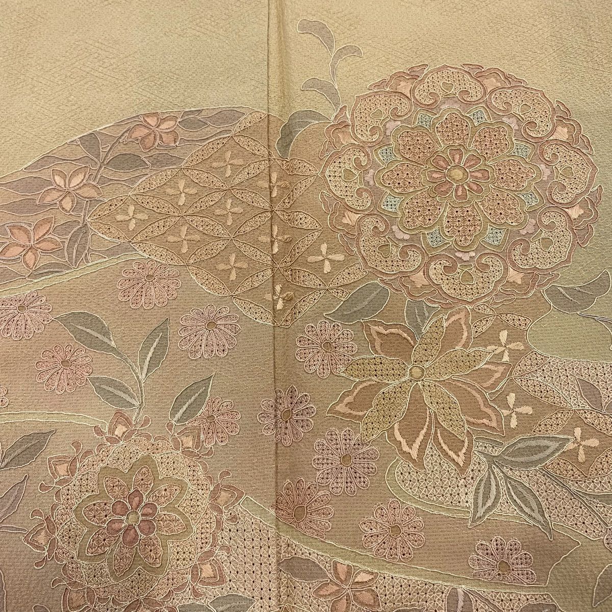 【美品】 付下 身長157cm 袖長63.5cm S 雙層 華紋 草花紋紋 刺繡 漸層 米色 純蠶絲 名品級