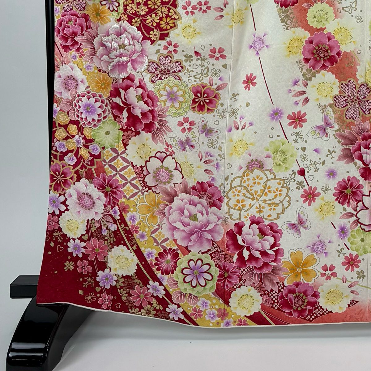 振袖禮服 身長167cm 袖長66cm M 雙層 牡丹 熨斗紋 銀通刺繡 奶油色 純蠶絲 逸品級