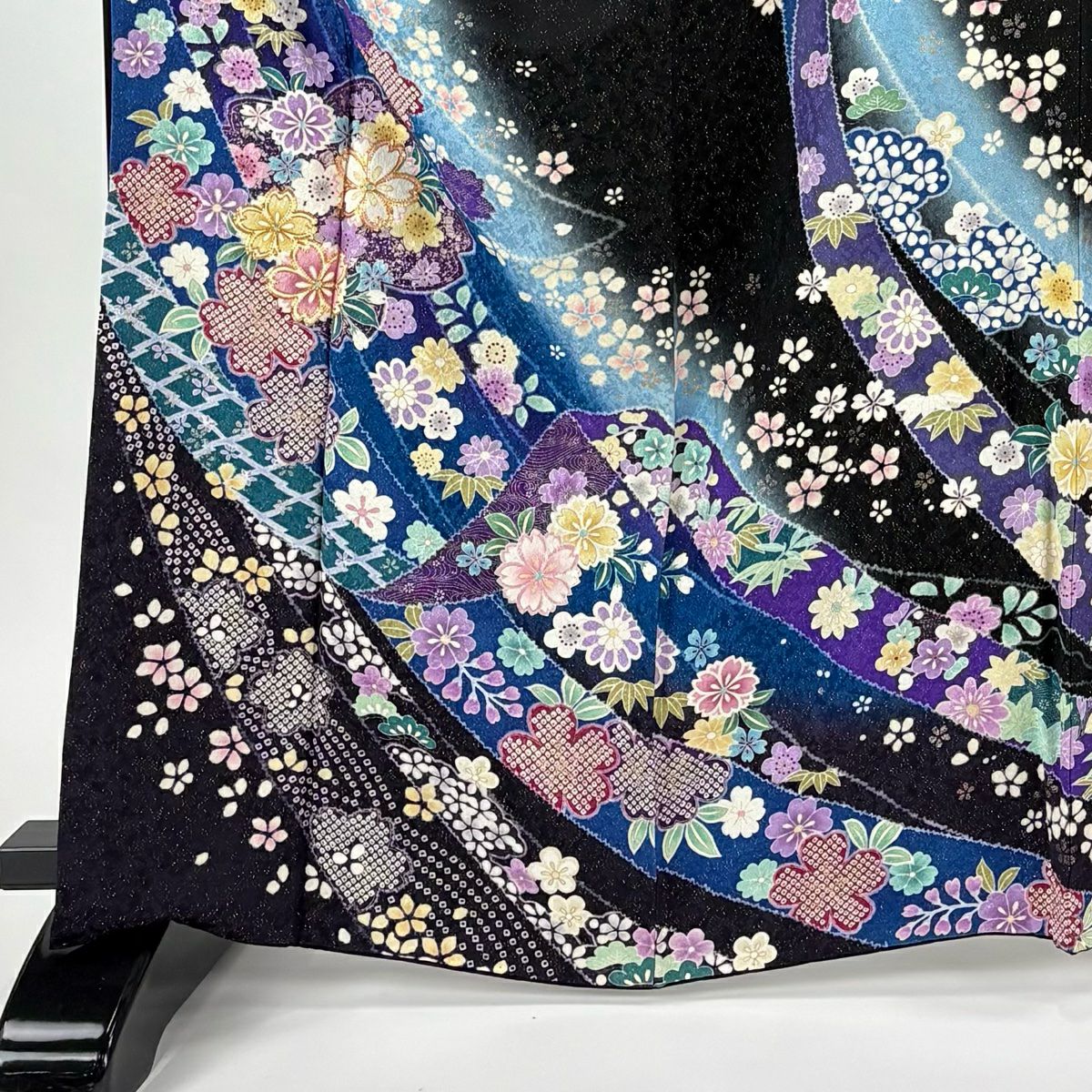 振袖禮服 身長167cm 袖長69cm L 雙層 櫻花 熨斗紋 金通し 金銀彩 黑 純蠶絲 逸品級