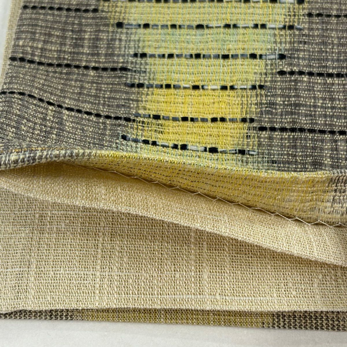 【美品】 袋帶 名品級 變化市松樹 紋理 金絲 米色 六通 純蠶絲