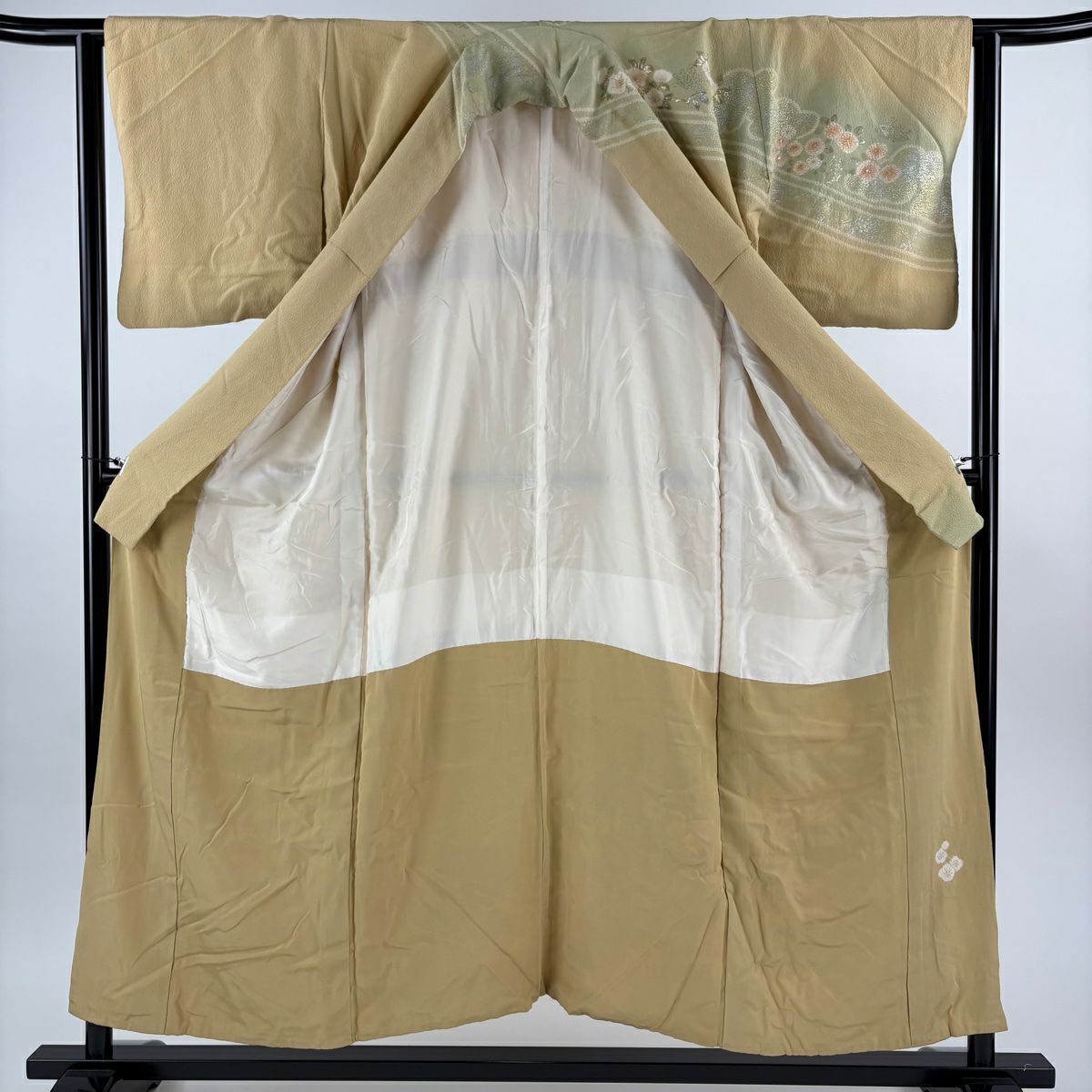 訪問服 身長153cm 袖長62cm S 雙層 滝泰 落款あり 菊花 蝶 金銀彩 絞染 淡黃土 純蠶絲 秀品級
