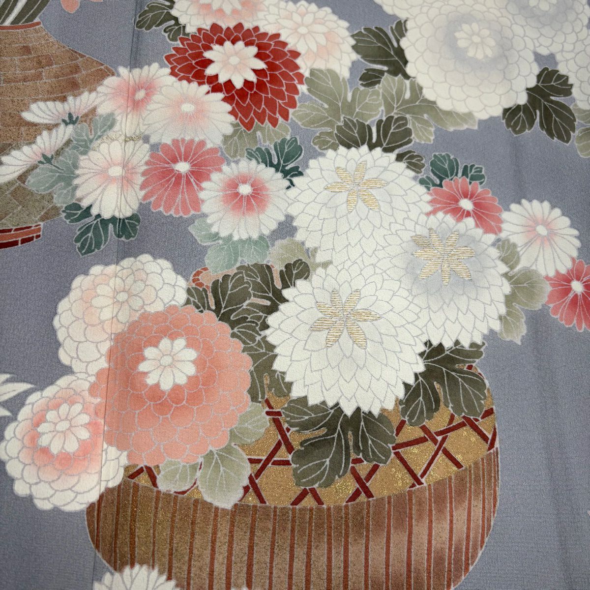 灰色留袖禮服 身長156.5cm 袖長64cm M 雙層 花籠 菊花 金絲 金銀彩 純蠶絲 秀品級 一個紋