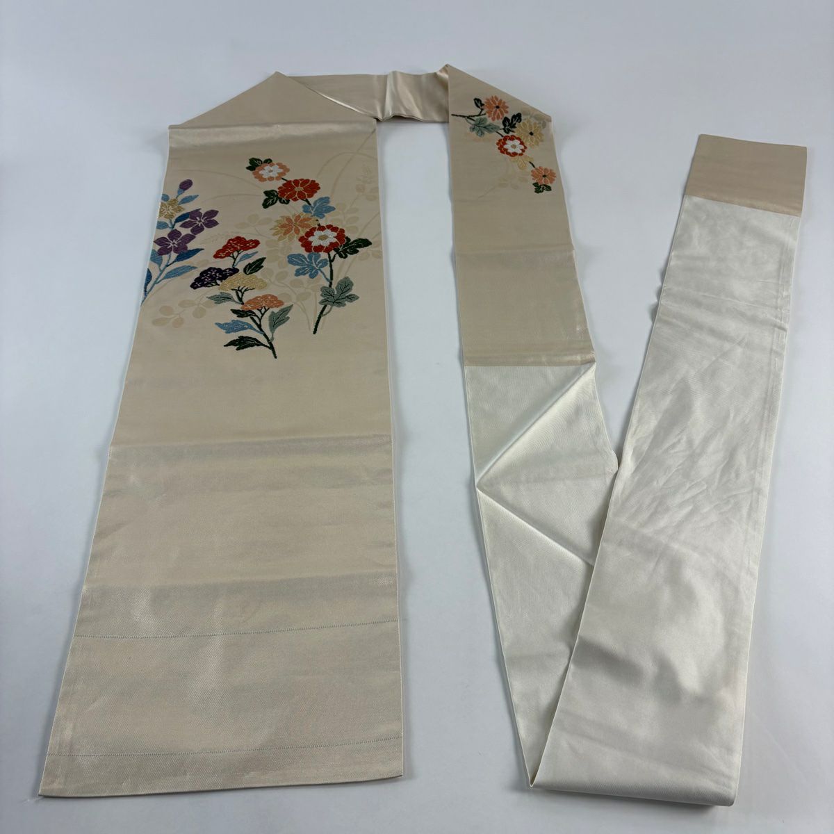 名古屋帶 優品級 關西仕立 雜草 菊花花 金金箔 刺繡 米色 純蠶絲