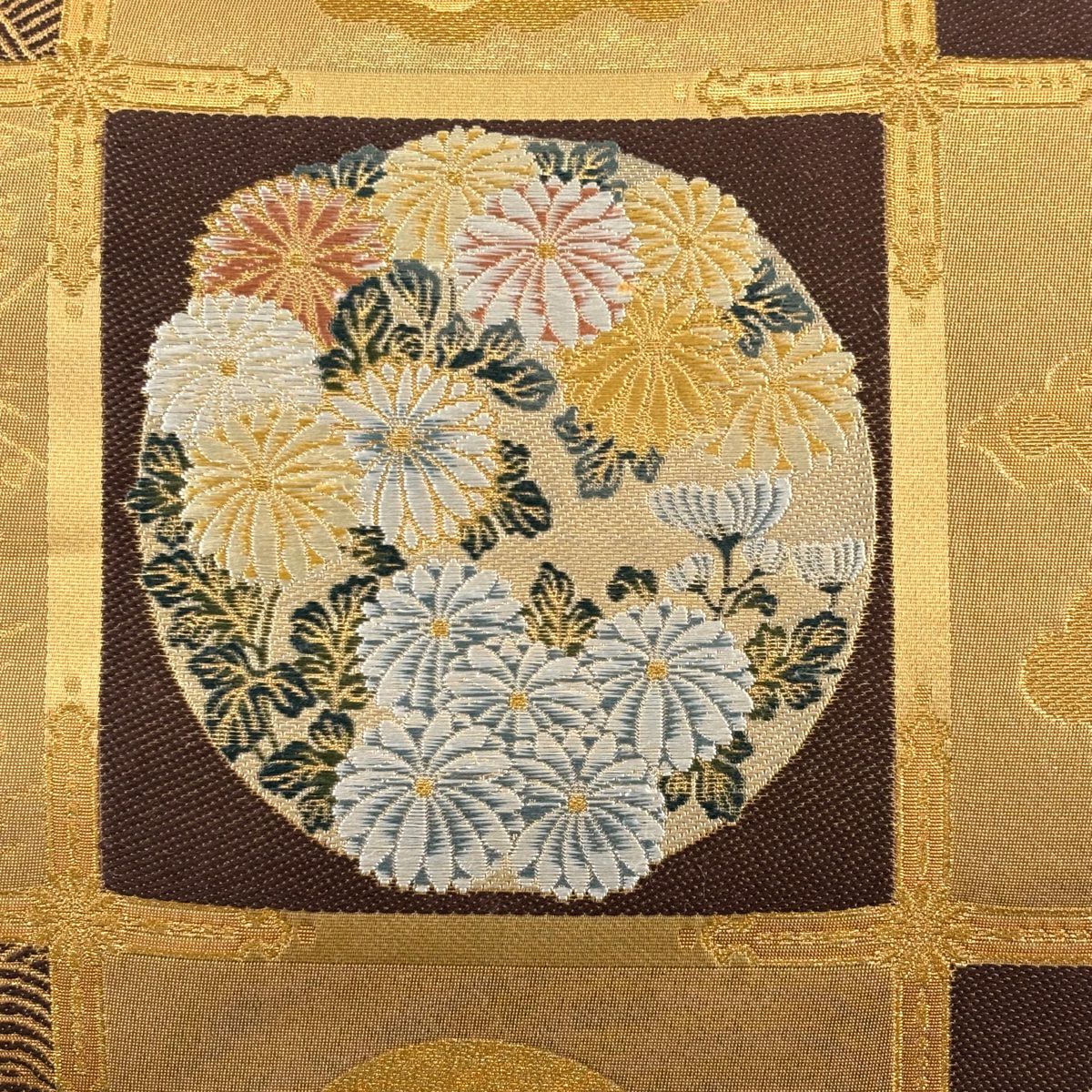 【美品】 袋帶 秀品級 格天井 草花紋 金糸 金金箔 金 六通 純蠶絲