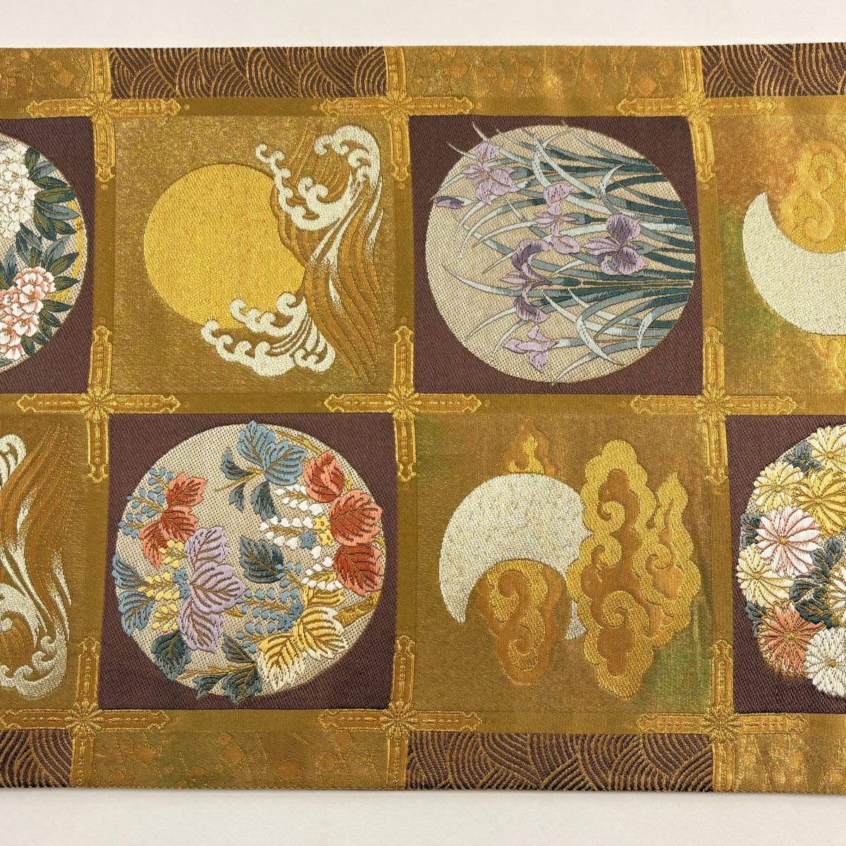 【美品】 袋帶 秀品級 格天井 草花紋 金糸 金金箔 金 六通 純蠶絲