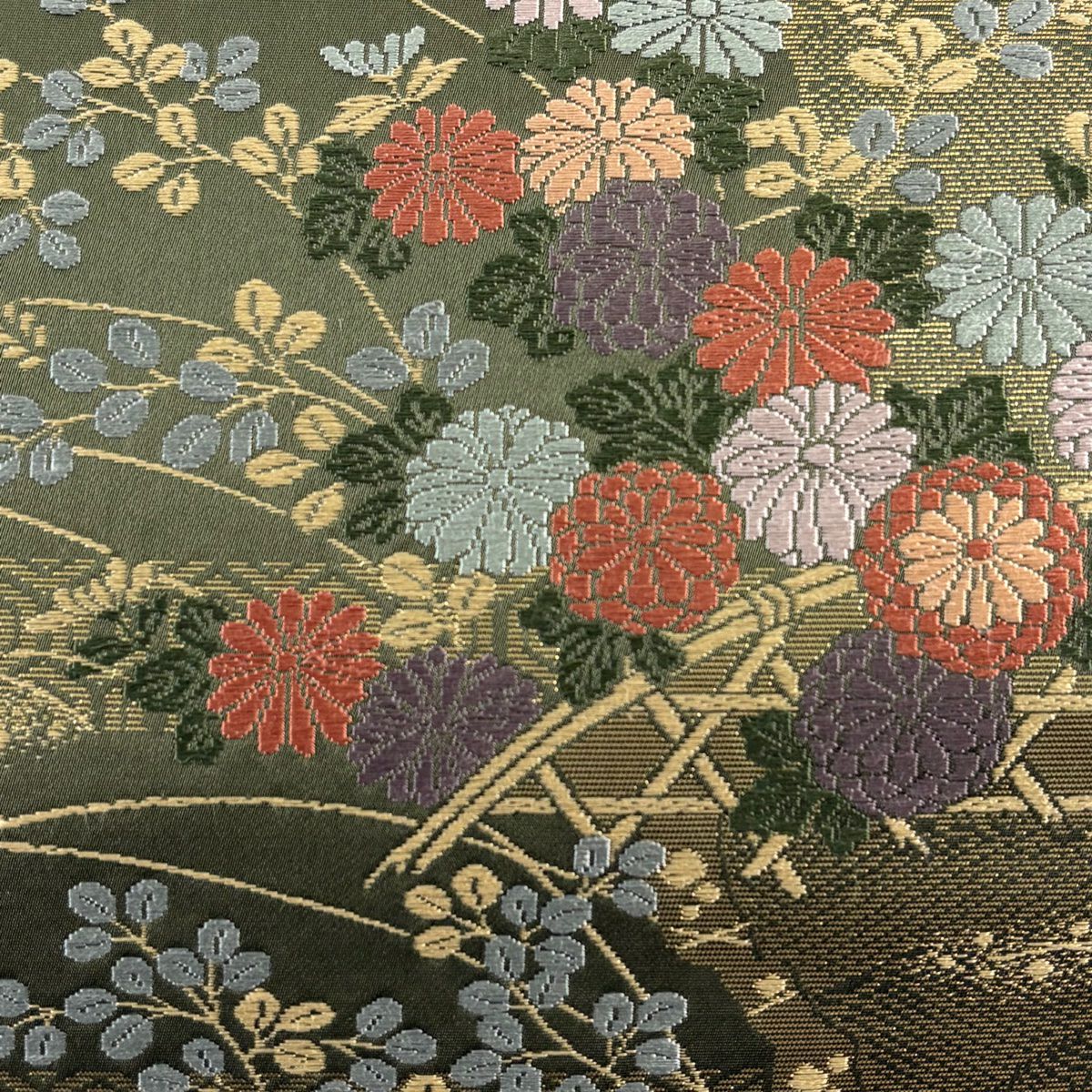 【美品】 袋帶 秀品級 菊花 萩 唐織 金金箔 茶綠 六通 純蠶絲