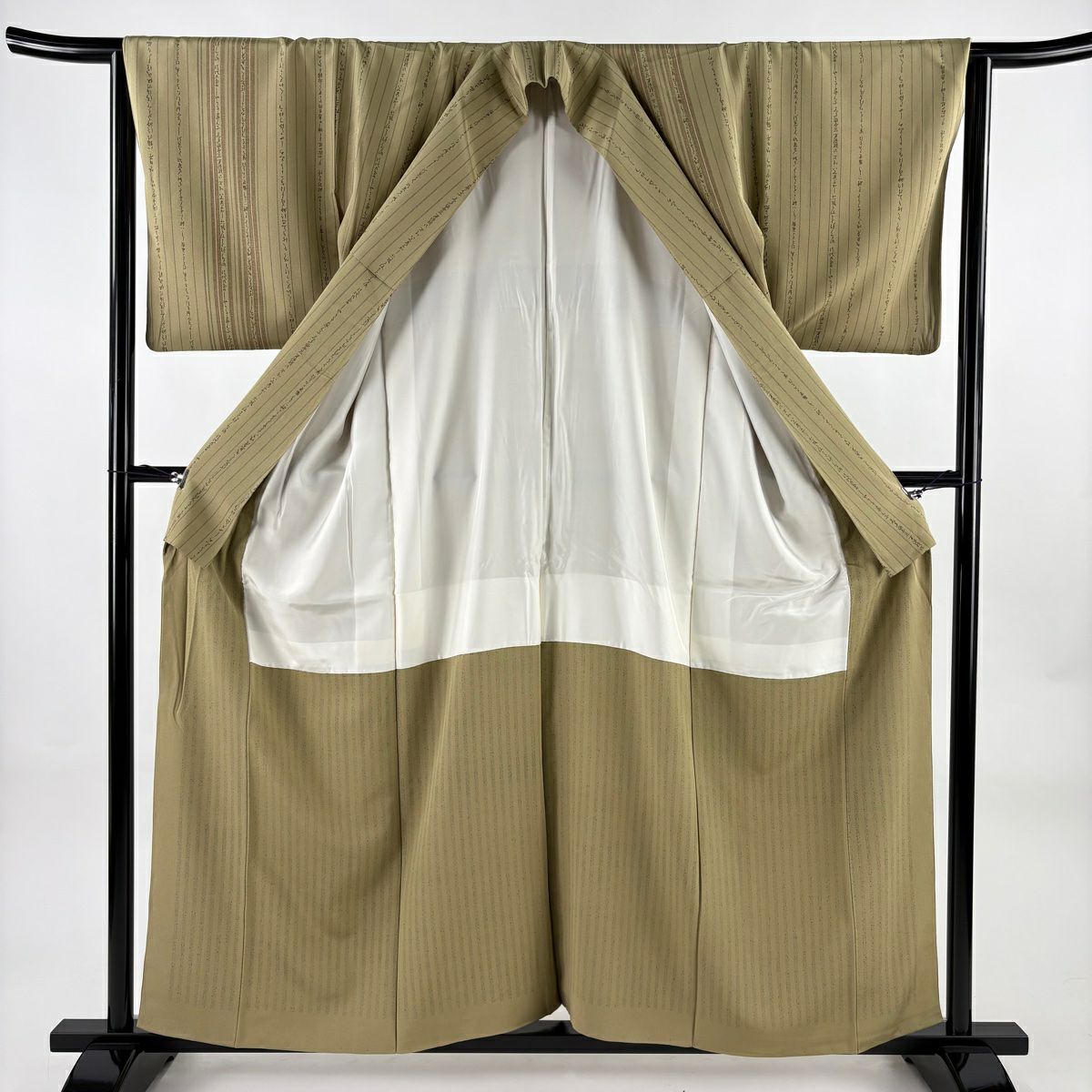 【美品】 付下 身長157cm 袖長65cm M 雙層 川村久太郎 落款あり 文字文 縱條紋 抹茶 純蠶絲 名品級