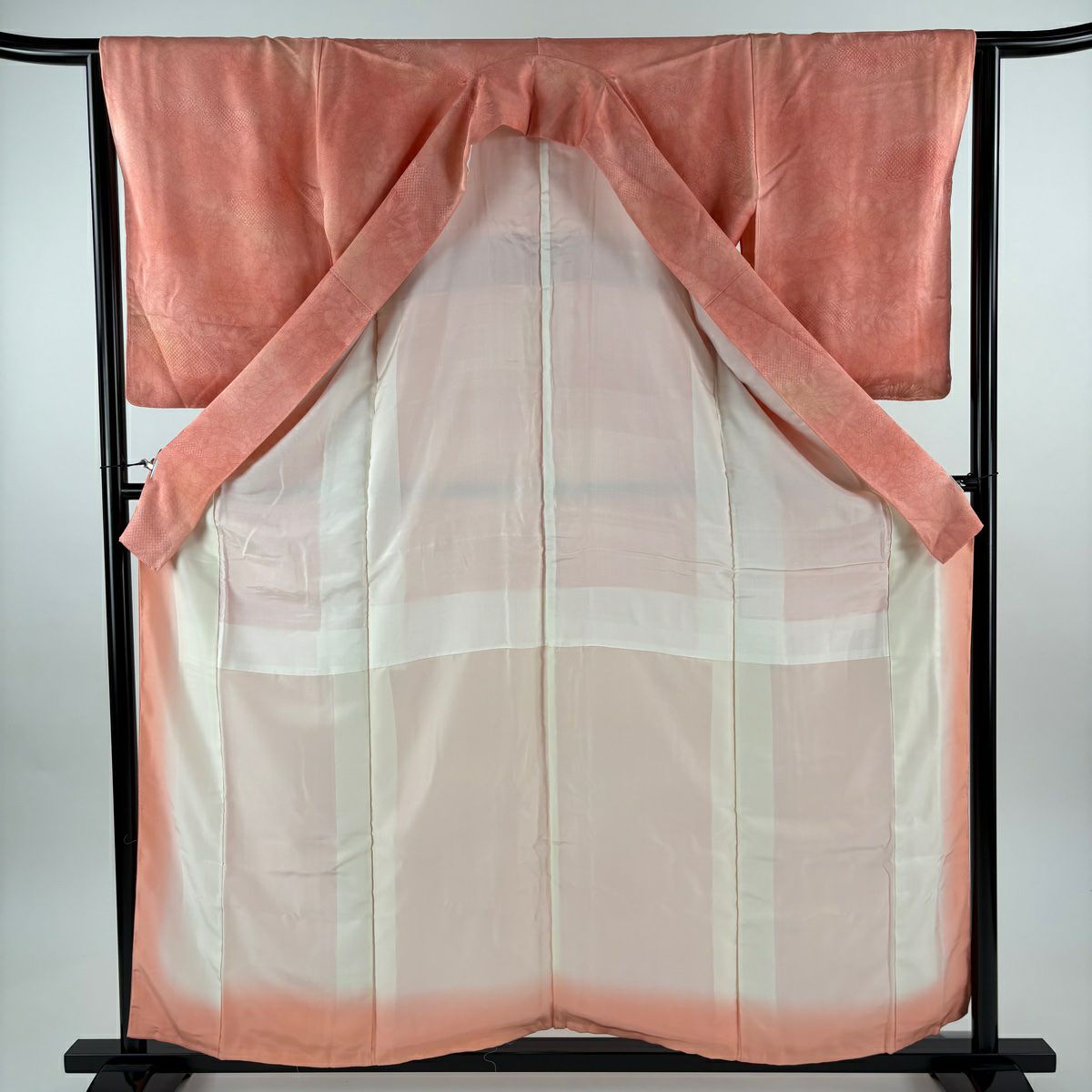 【美品】 小紋 身長158.5cm 袖長64cm M 雙層 地紋 漸層 粉紅 純蠶絲 優品級 一つ紋