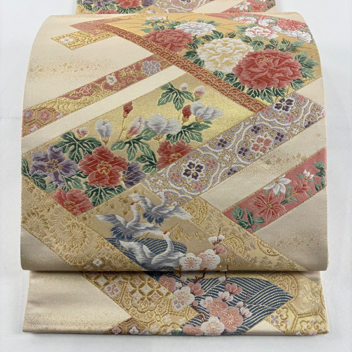 【美品】 袋帶 秀品級 花彩橫短冊文 仙鶴 唐織 金金箔 米色 六通 純蠶絲