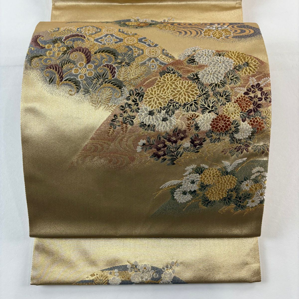 【美品】 袋帶 秀品級 向鳥 華紋 刺繡 金金箔 淺橙 六通 純蠶絲