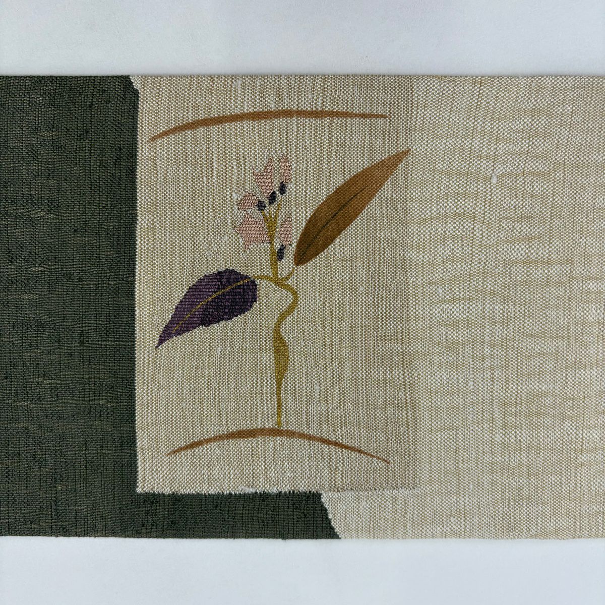 【美品】名古屋帶 優品級 草花紋 金糸 茶綠 純蠶絲