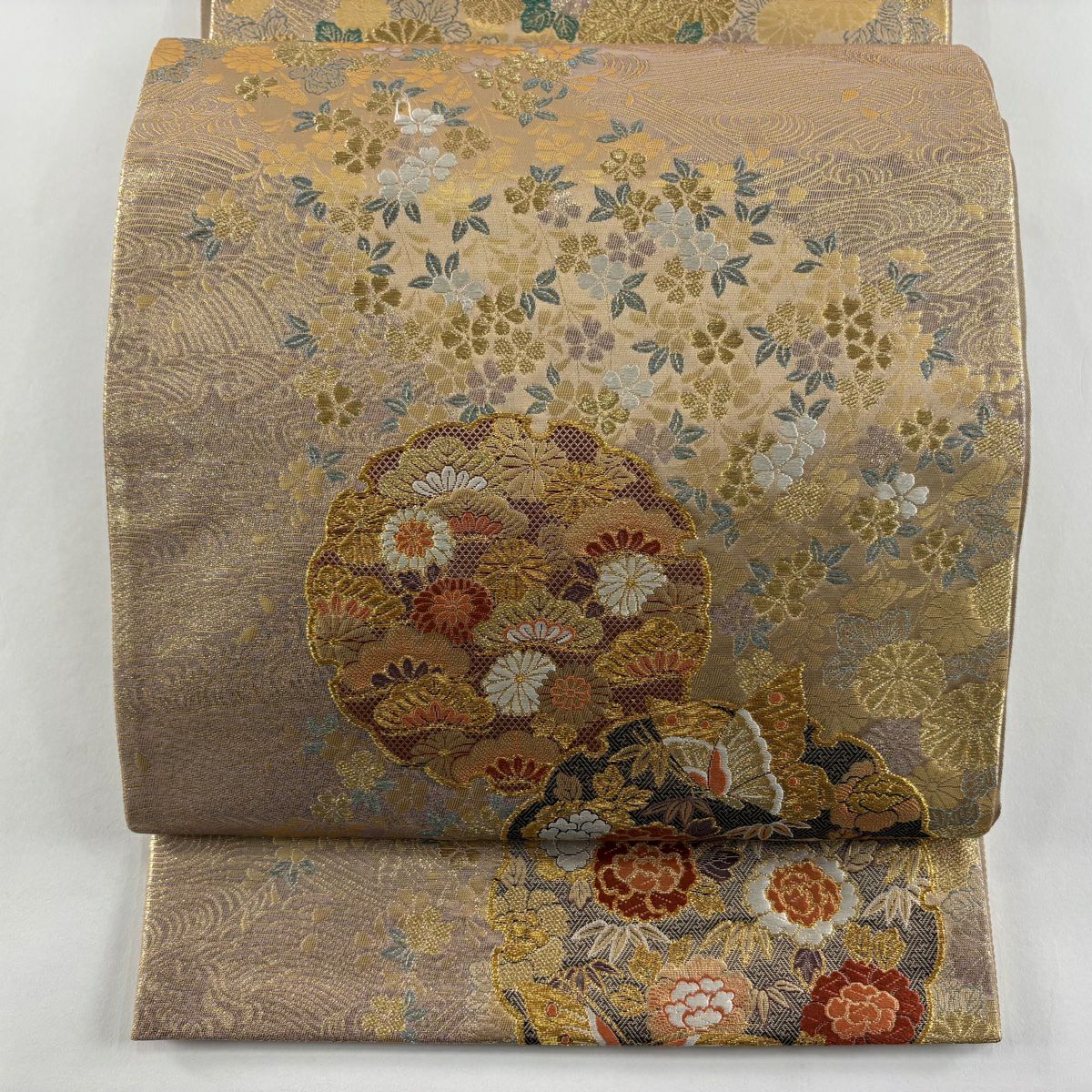 【美品】 袋帶 秀品級 雪輪 花蝶 金絲 唐織 米色 六通 純蠶絲