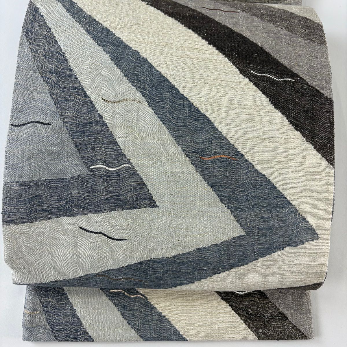 【美品】 袋帶 秀品級 幾何圖案 斜條 金絲 金金箔 米色 大鼓圖案 純蠶絲